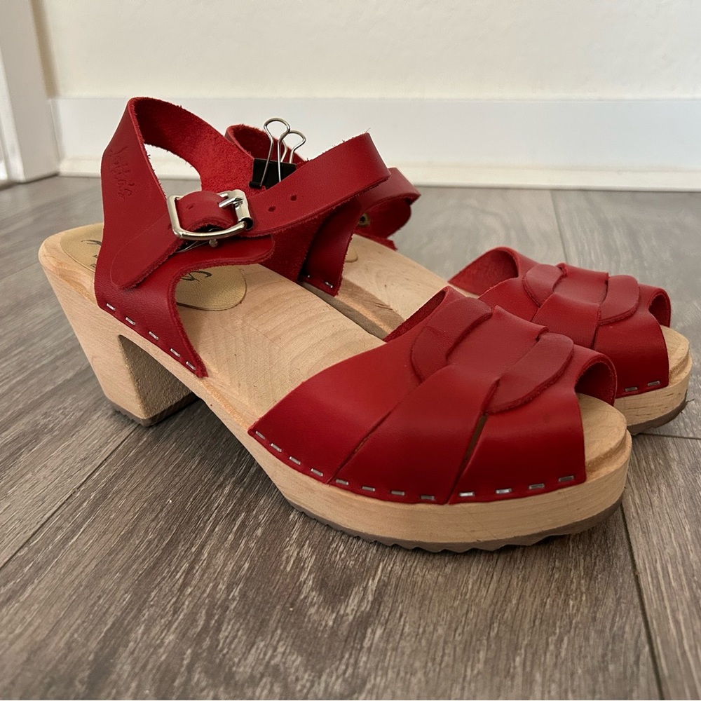 Lotta from Stockholm authentic red clogs 37/7